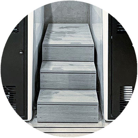 External Ladder / Step Option